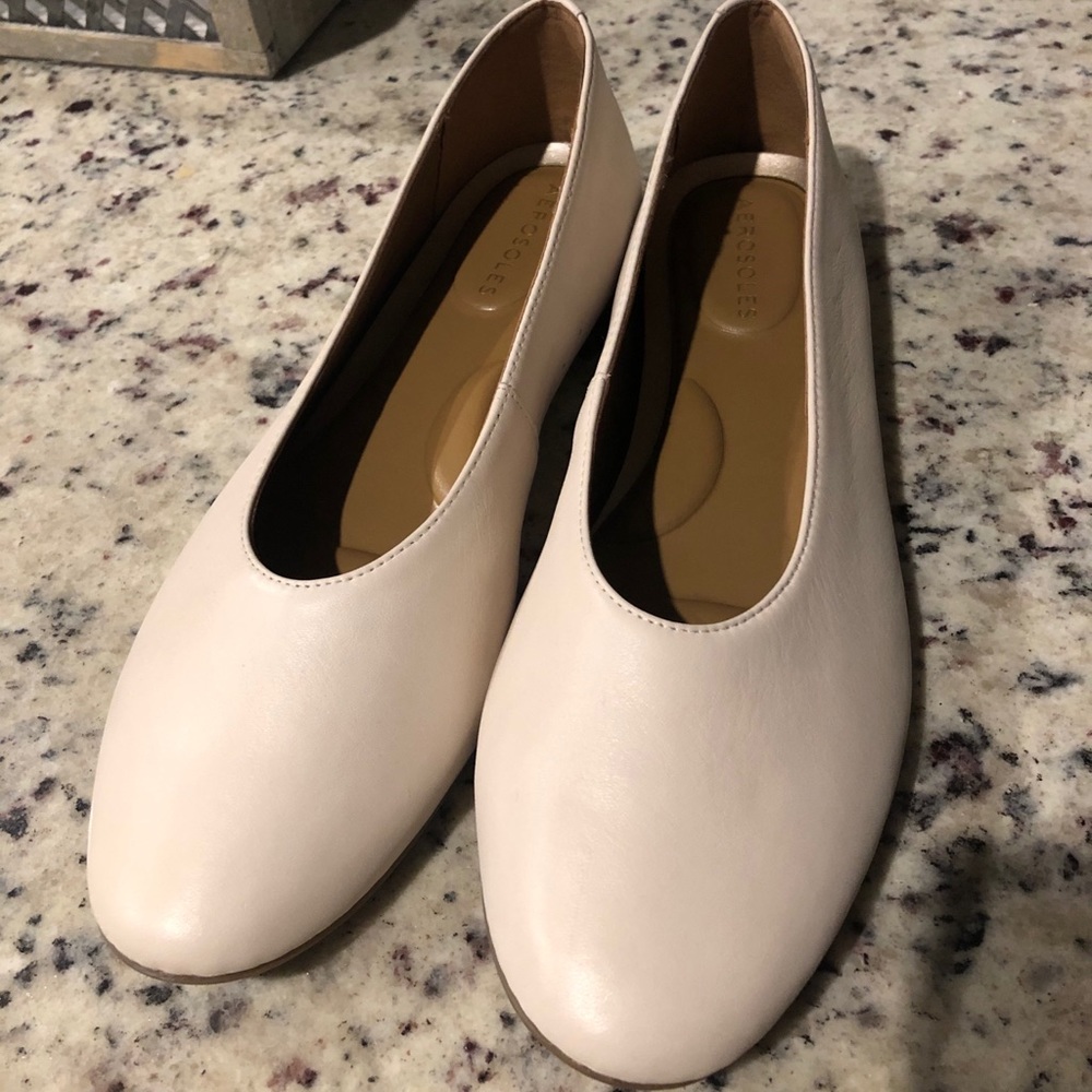 Aerosoles Cream/Nude Flat Dress Shoe NWT